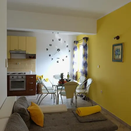 Precca Apartment *