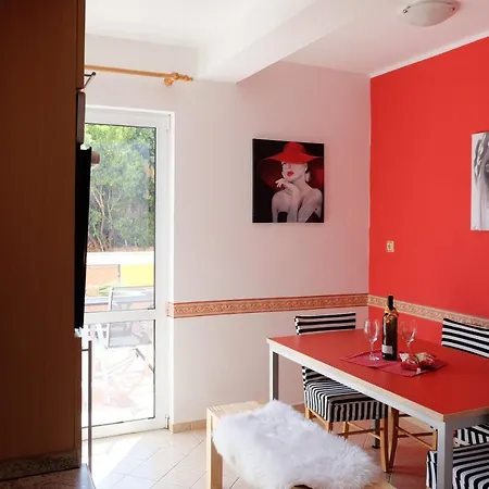 Apartment Precca *