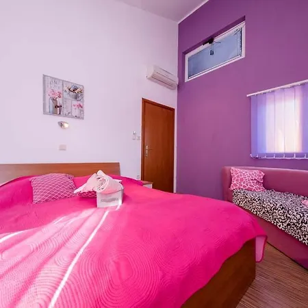 Precca アパート スペタルスカ・ドラガ