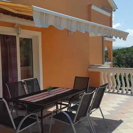 Precca Apartment