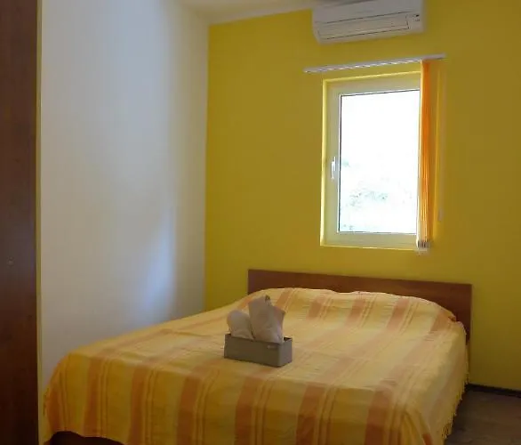 Precca * Supetarska Draga